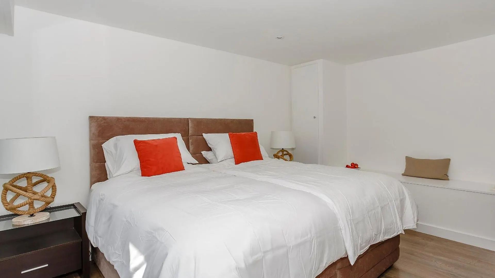 Holiday home Waterside Lodge Thirteen - Uk11853 Southowram United Kingdom