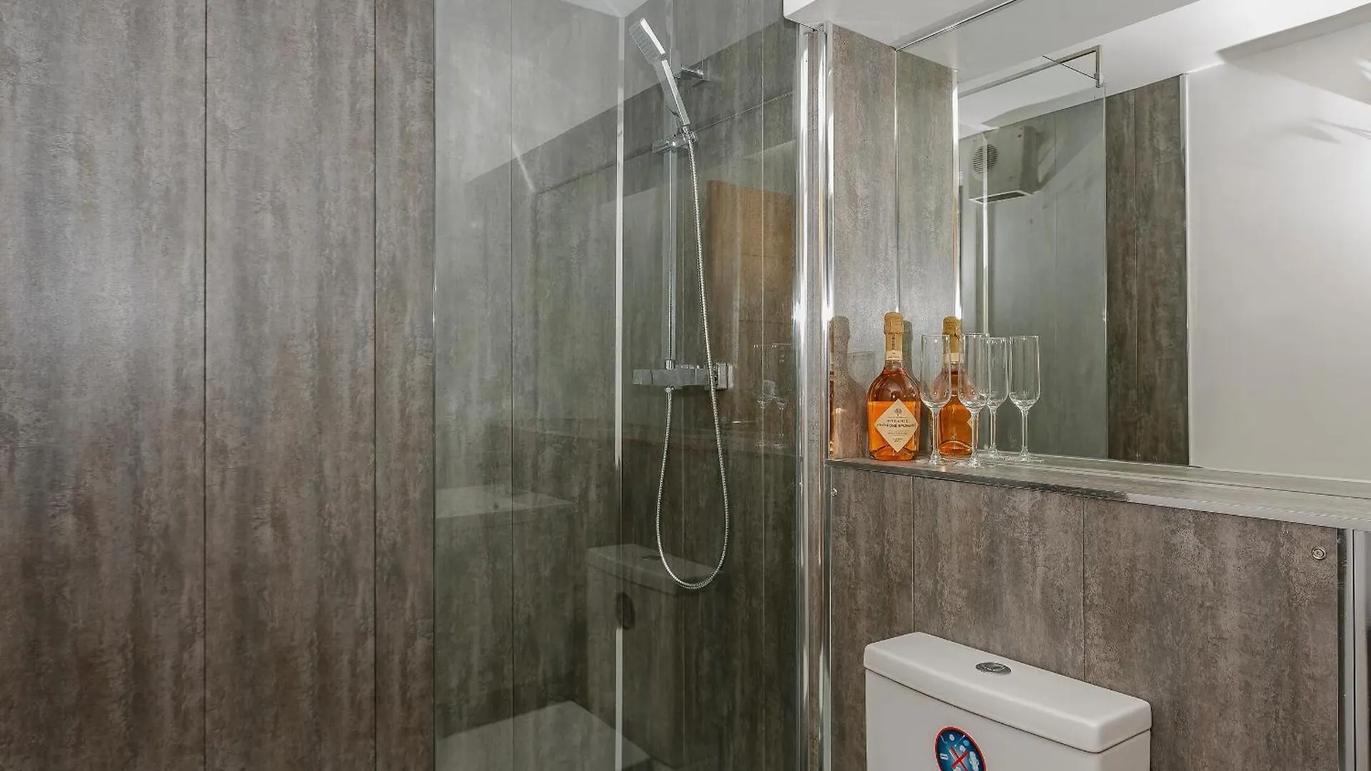 Holiday home Waterside Lodge Thirteen - Uk11853 Southowram United Kingdom