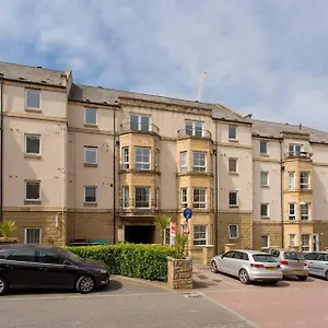  Apartment Dicksonfield - Modern 2 Bed, 2 Bath Close To Centre United Kingdom